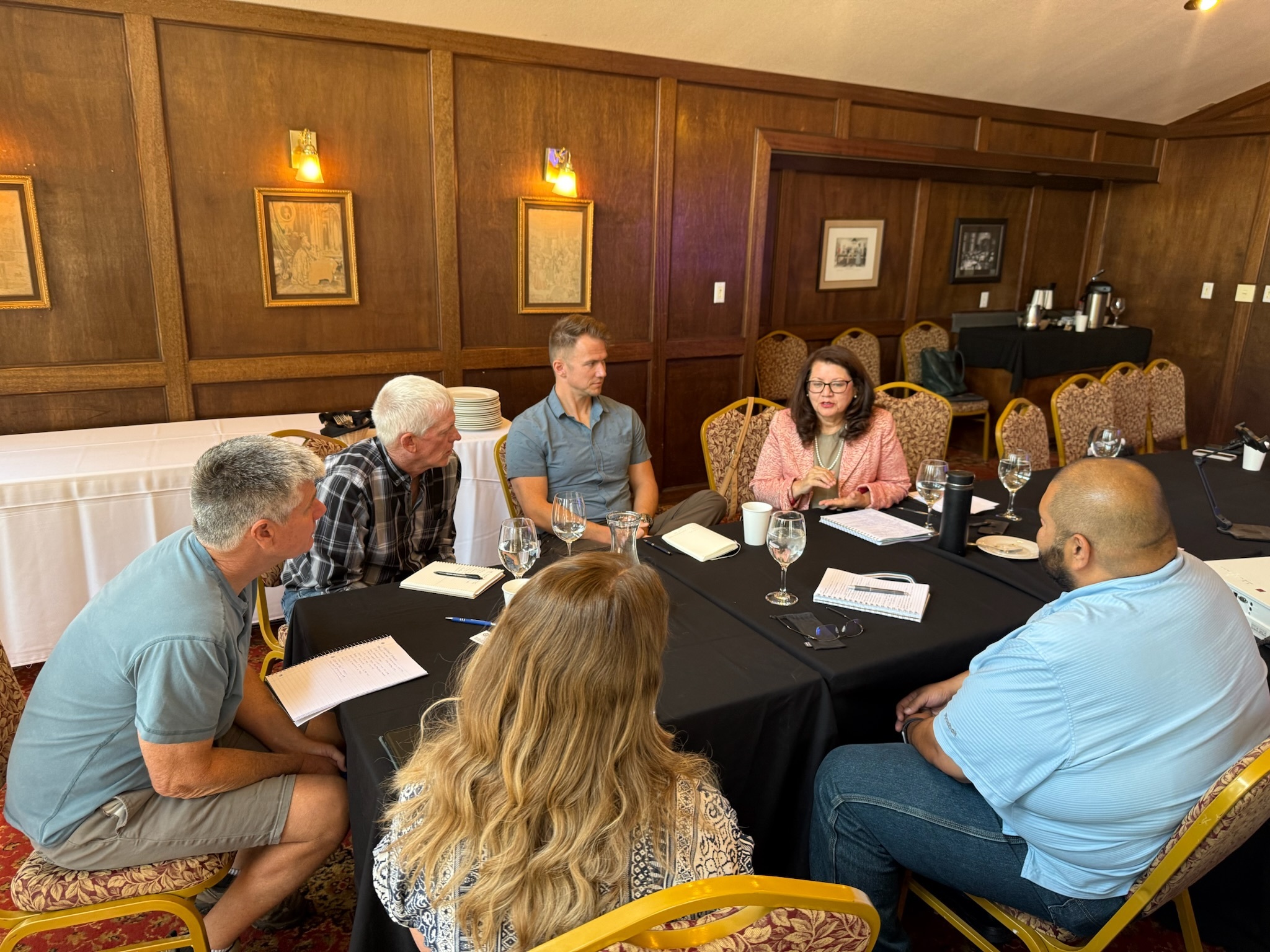 Leadership Cloudcroft cohort in discussion.